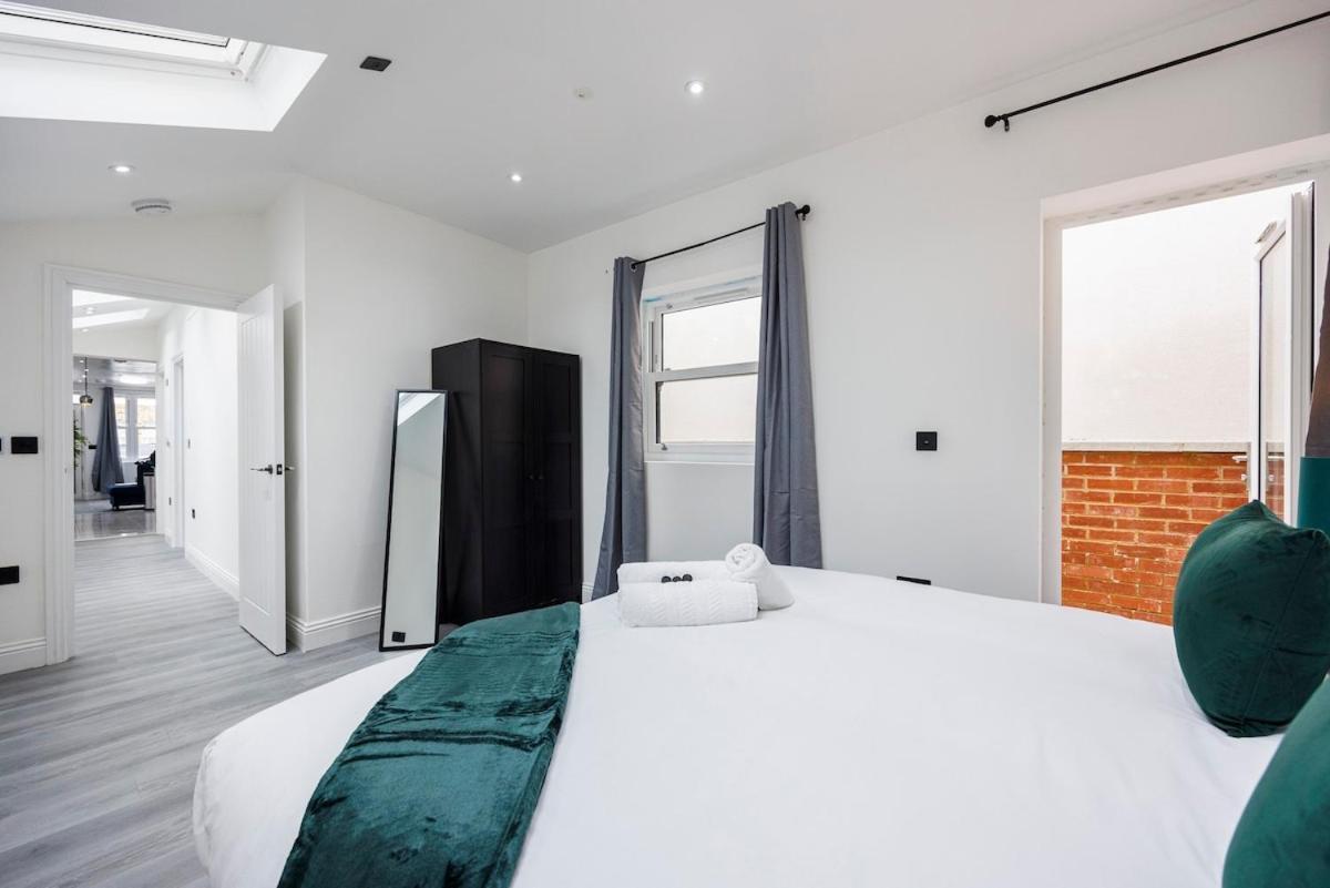 Appartement 2 Bedroom Ground Floor In East Dulwich , Leisure , Ideal For Long Weekly & Monthly Offers *
