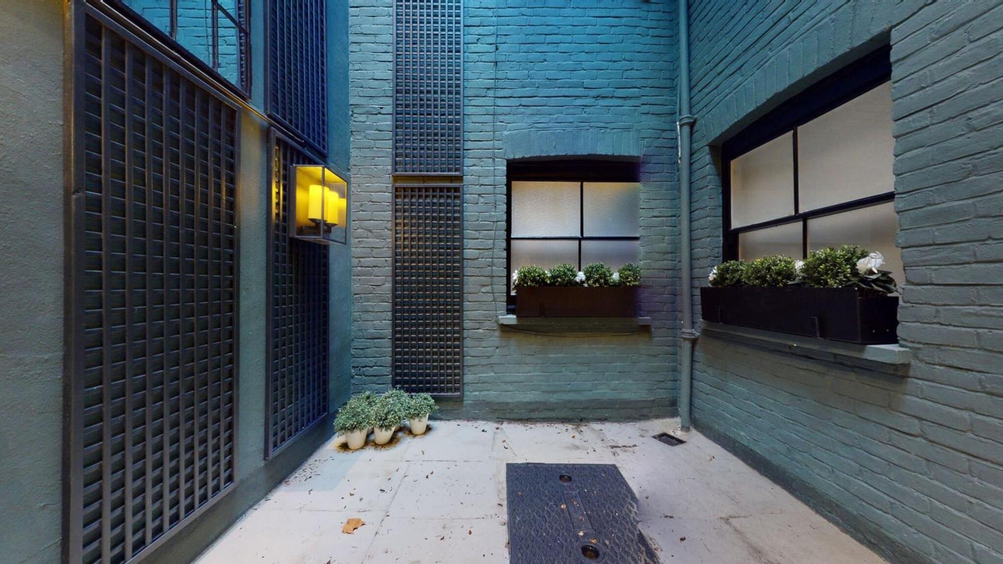 37 Cadogan Place Exquisite Maisonette Hébergement de vacances *
