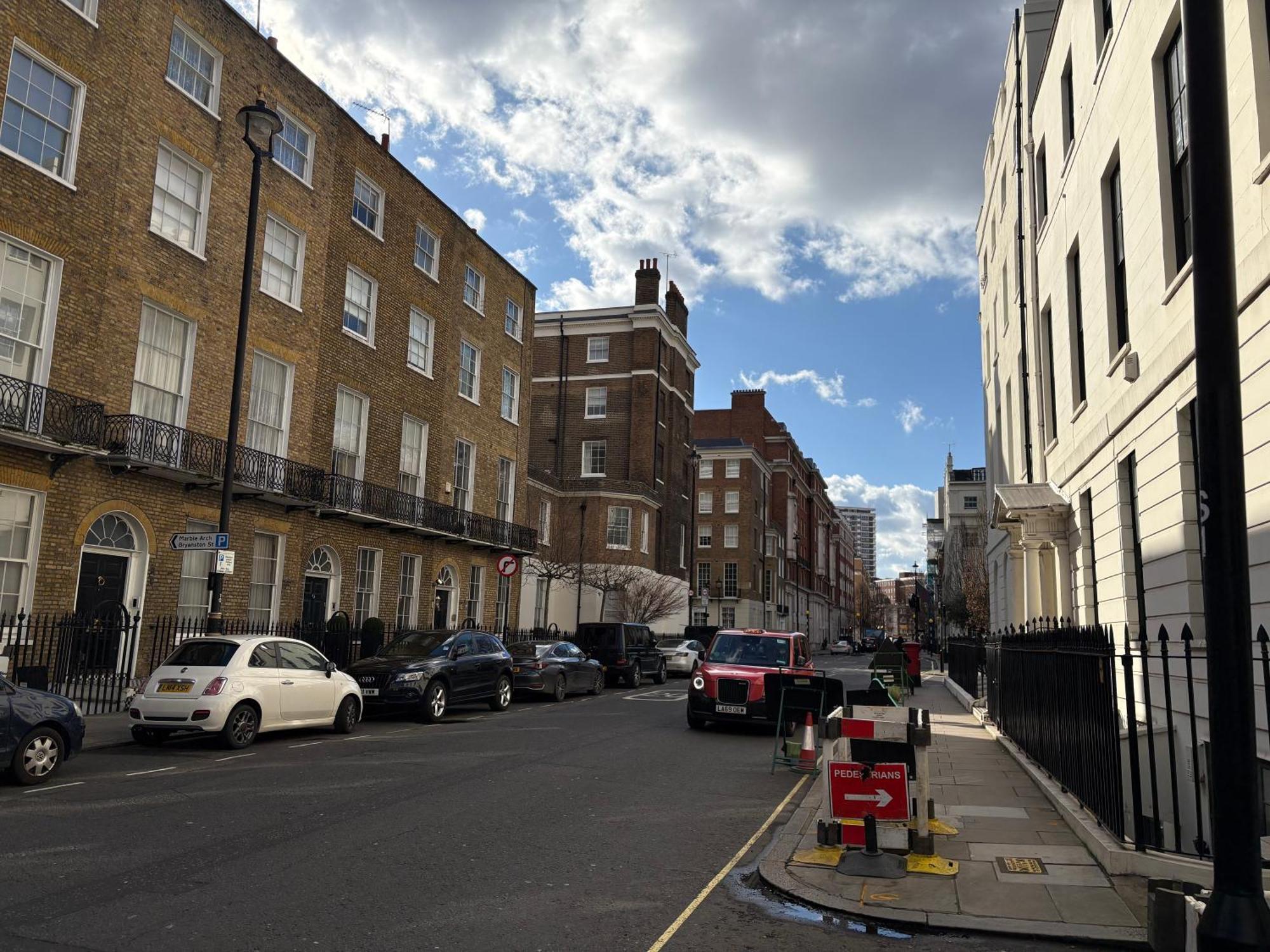 Appartement 5 Bedroom 4 Bathroom 1 Reception House In Marylebone W1