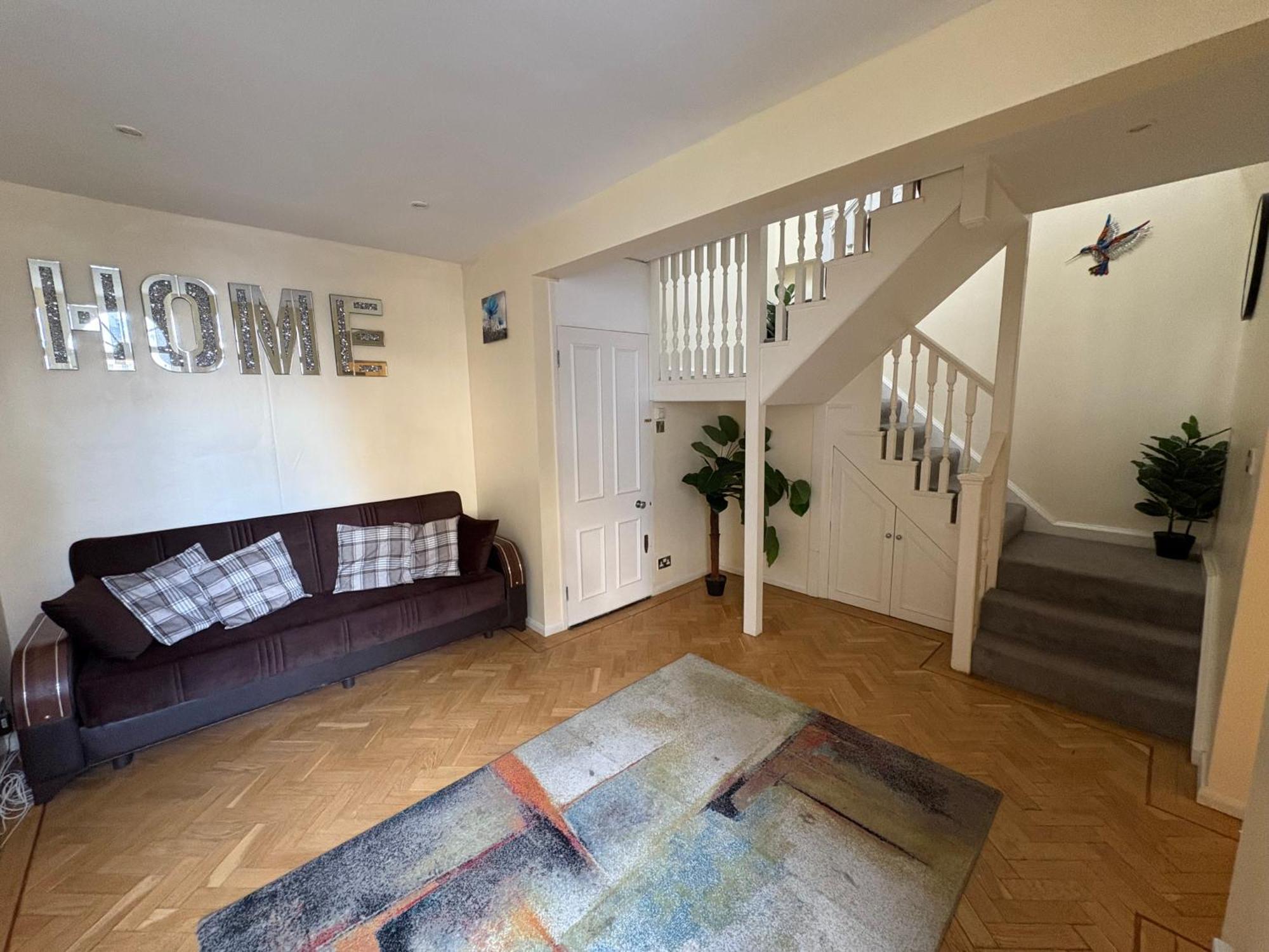 Appartement 5 Bedroom 4 Bathroom 1 Reception House In Marylebone W1