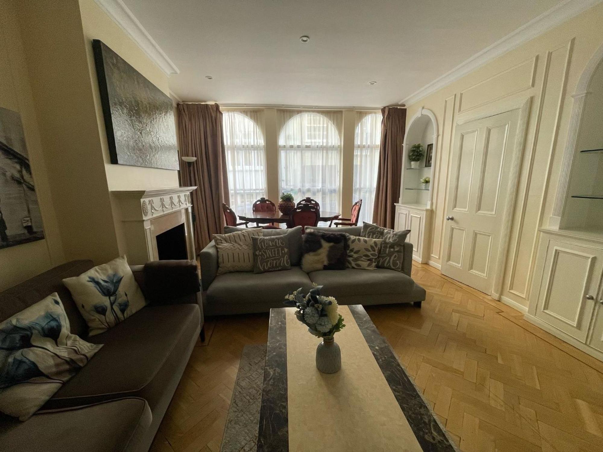 Appartement 5 Bedroom 4 Bathroom 1 Reception House In Marylebone W1
