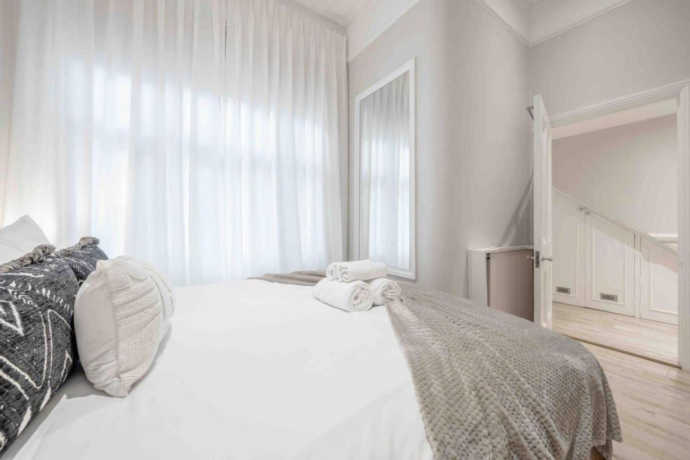 Cosy 2-bed In Earls Court Londres
