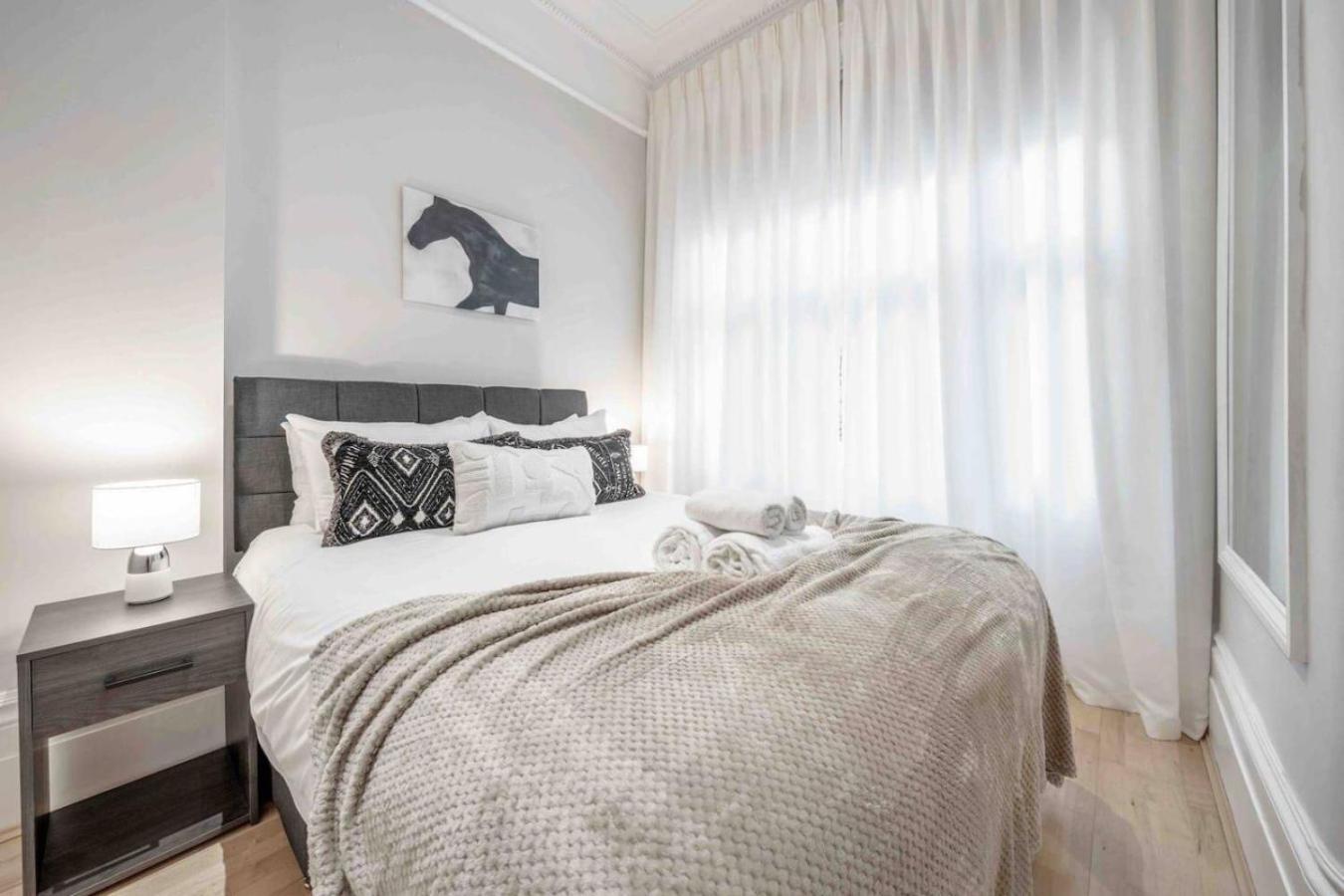 Cosy 2-bed In Earls Court Appartement