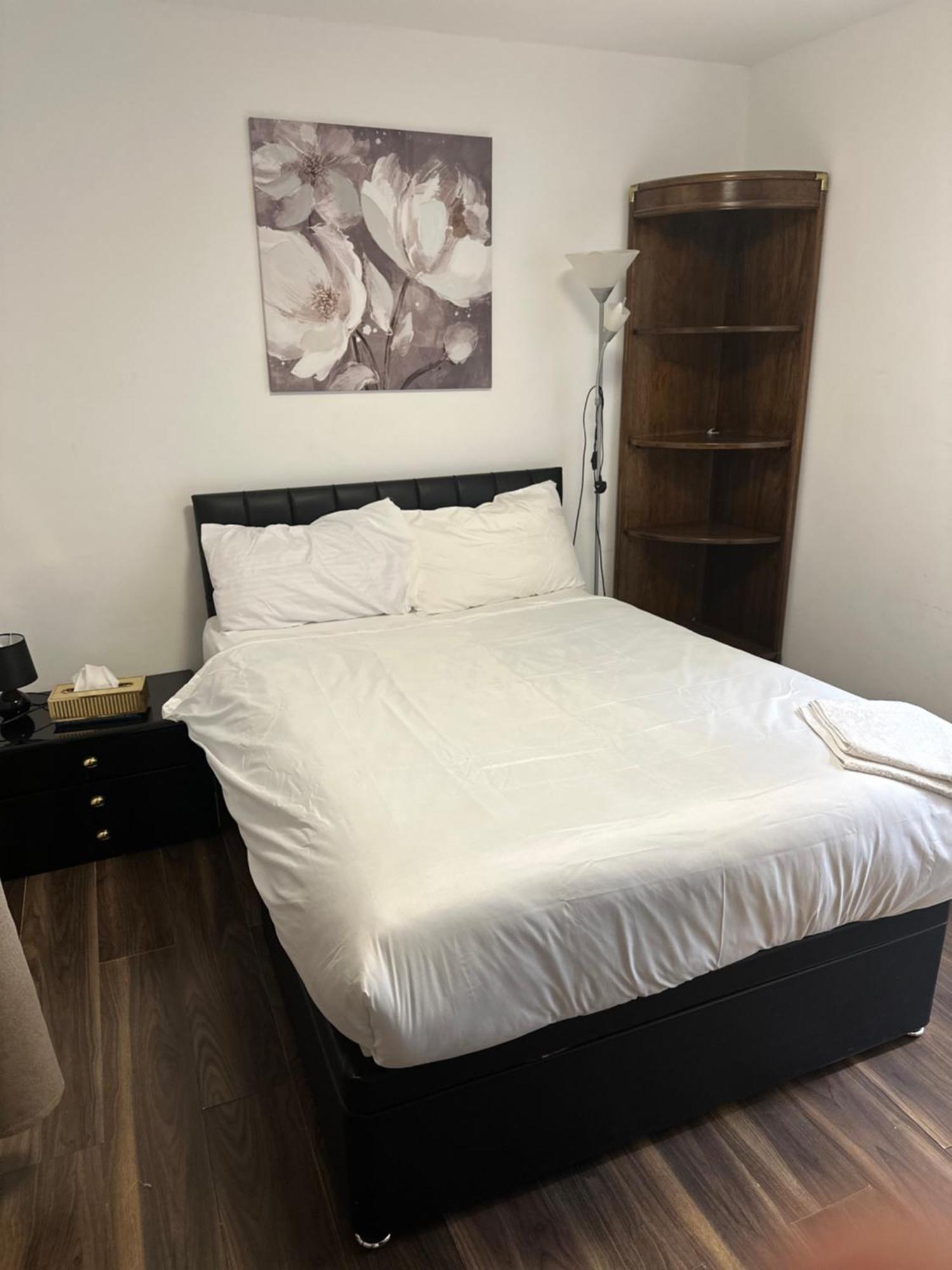 Lux 2 Bed In Portman Square Londres