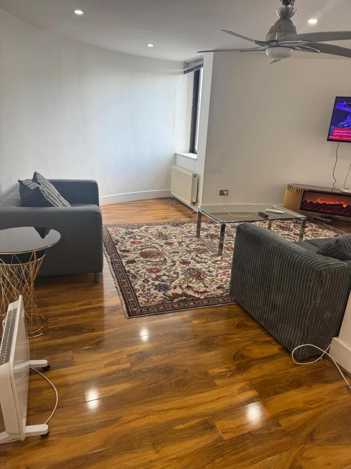 Flat Around Earls Court Station Appartement *