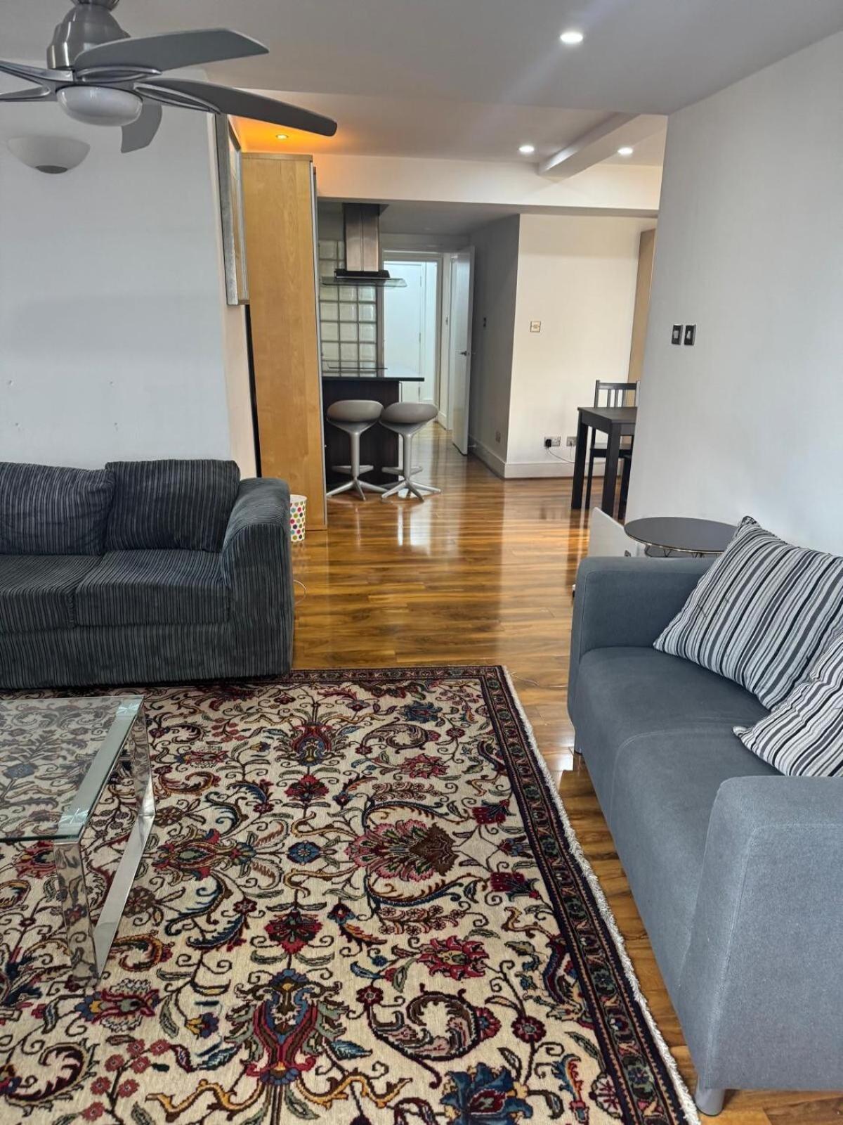 Flat Around Earls Court Station Appartement