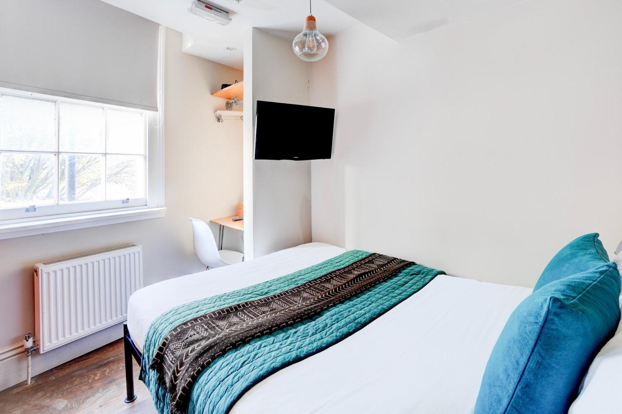 Dancenter Southwark Near Bridge Hotel 3*