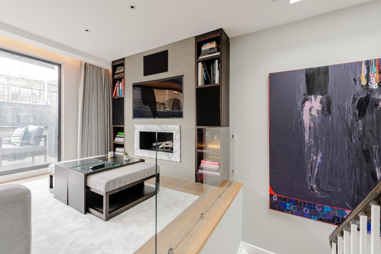 Award Winning Interior Designed Luxurious Mews In Knightsbridge Hébergement de vacances Londres