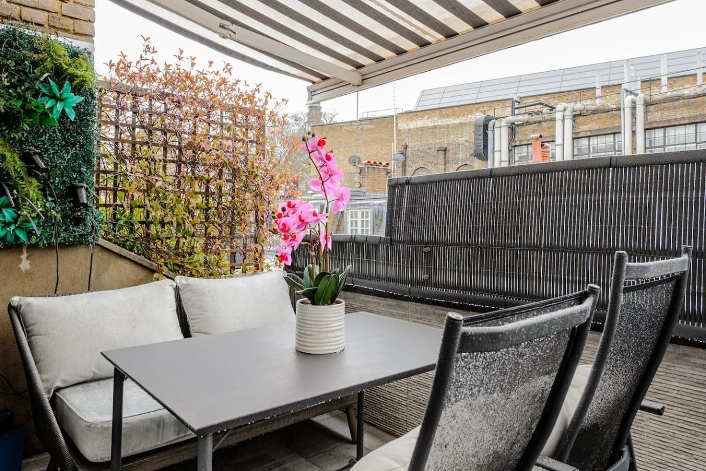 Hébergement de vacances Award Winning Interior Designed Luxurious Mews In Knightsbridge *