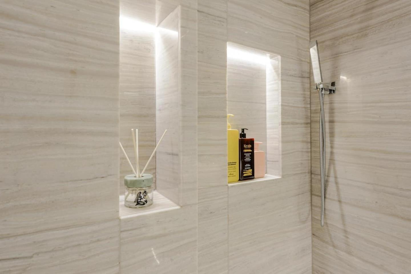 Award Winning Interior Designed Luxurious Mews In Knightsbridge Hébergement de vacances