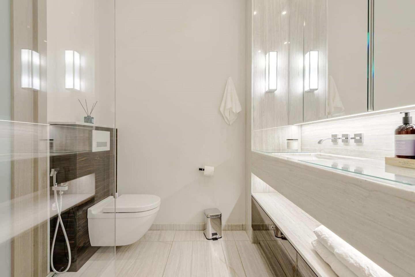 Hébergement de vacances Award Winning Interior Designed Luxurious Mews In Knightsbridge *