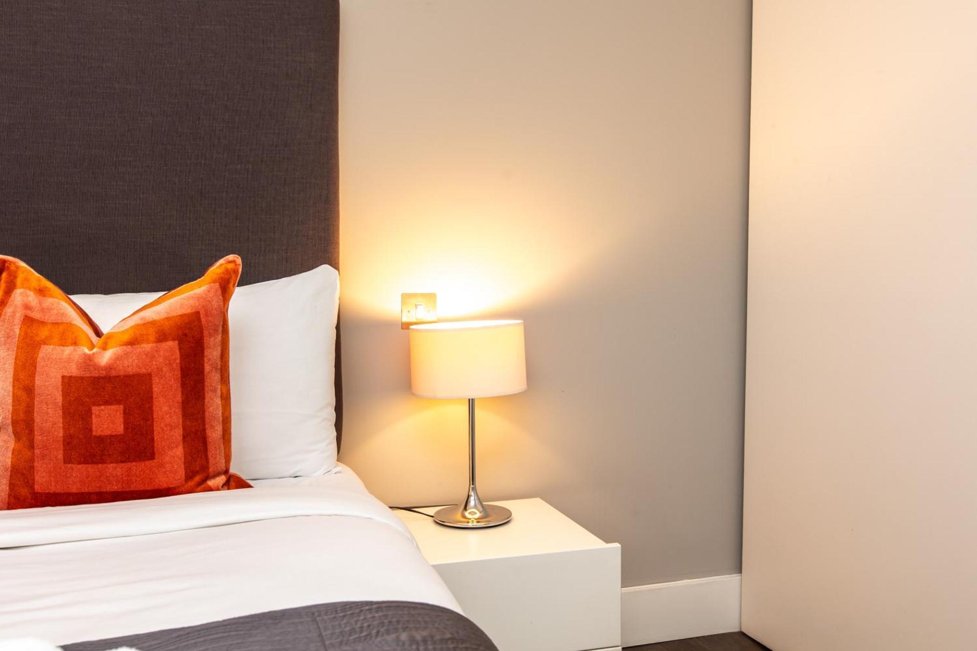 Modern 1br Flat, 2min Tube Londres