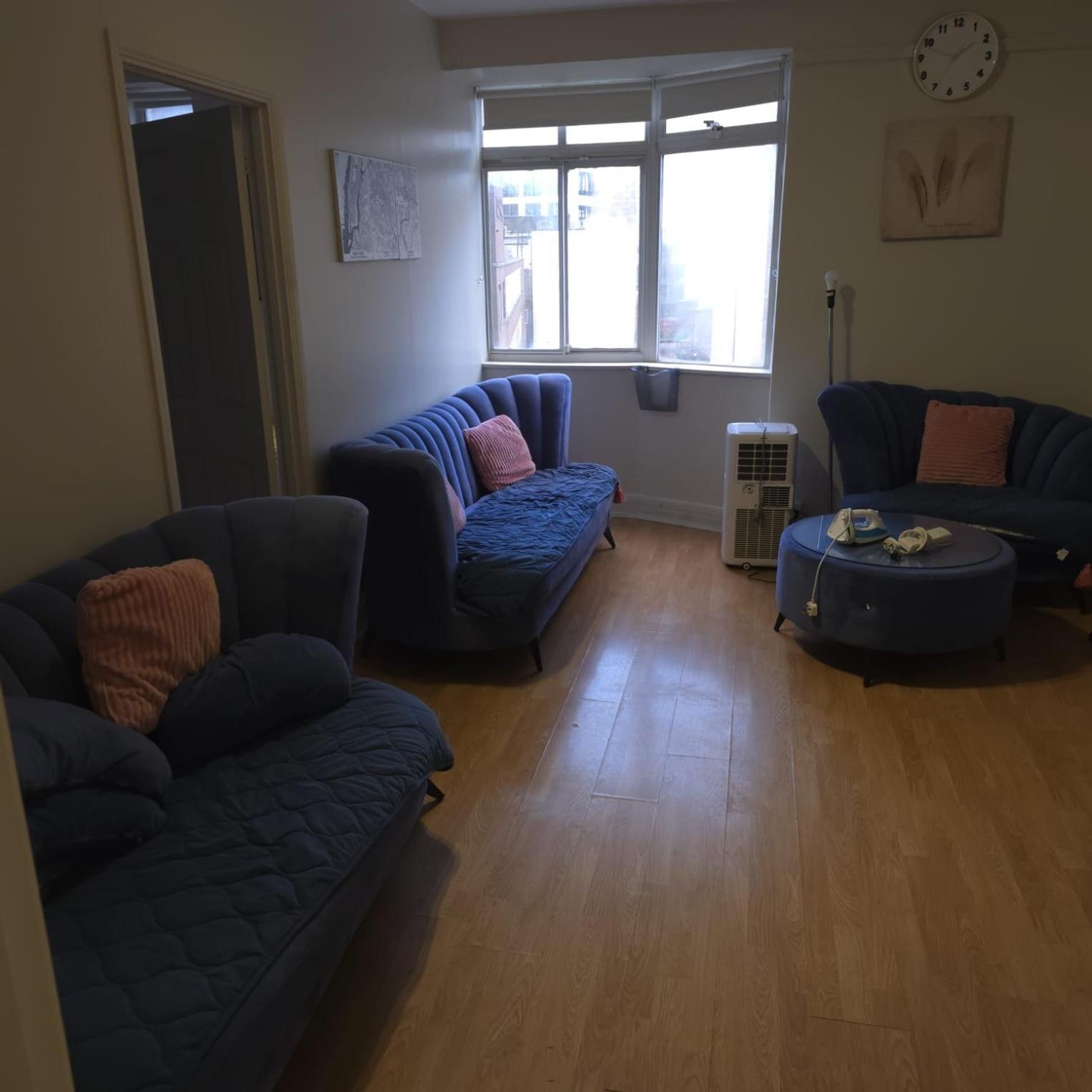 Homey Bedroom Flat Center Londres