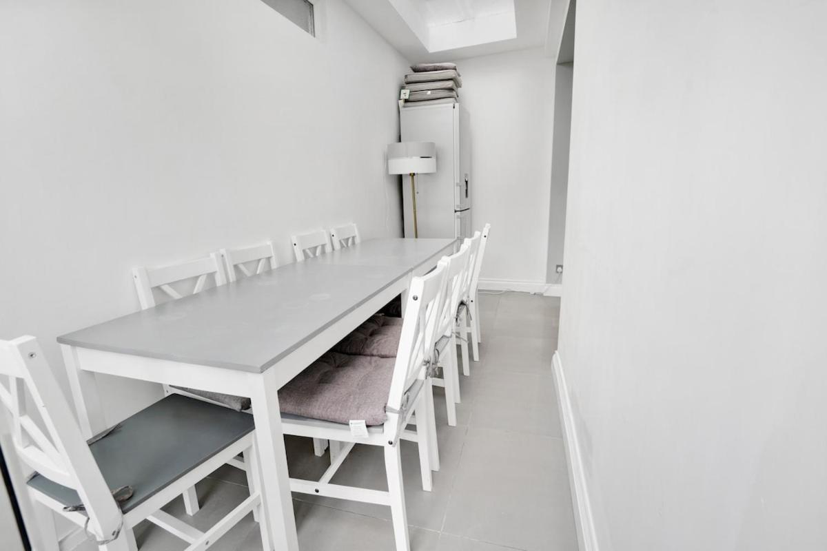 Apartamento 7 Bedroom, 3 Bathrooms, Garden, 20 Mins To Centre