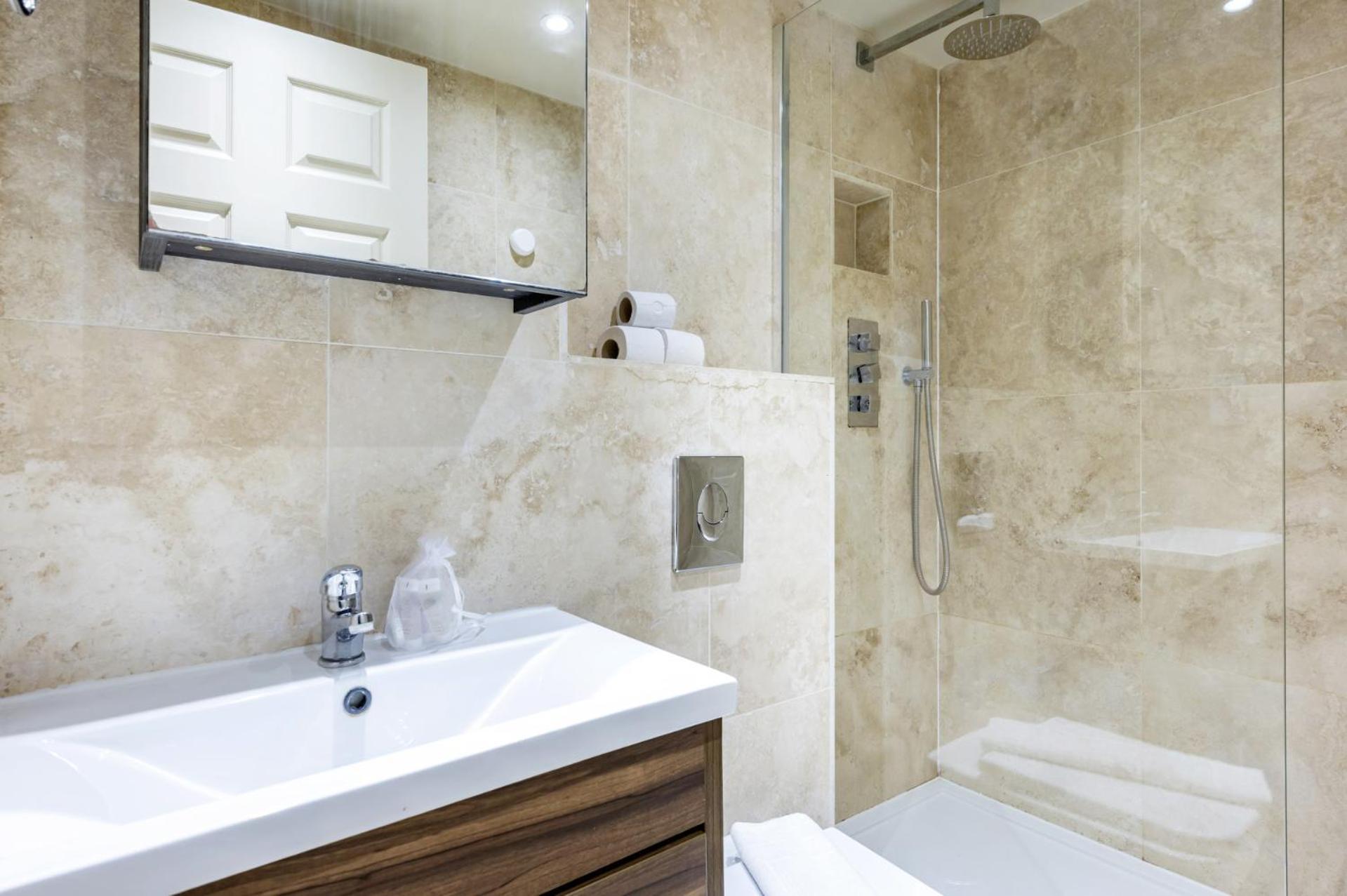 Stylish Retreat In The Heart Of Maida Vale Londres
