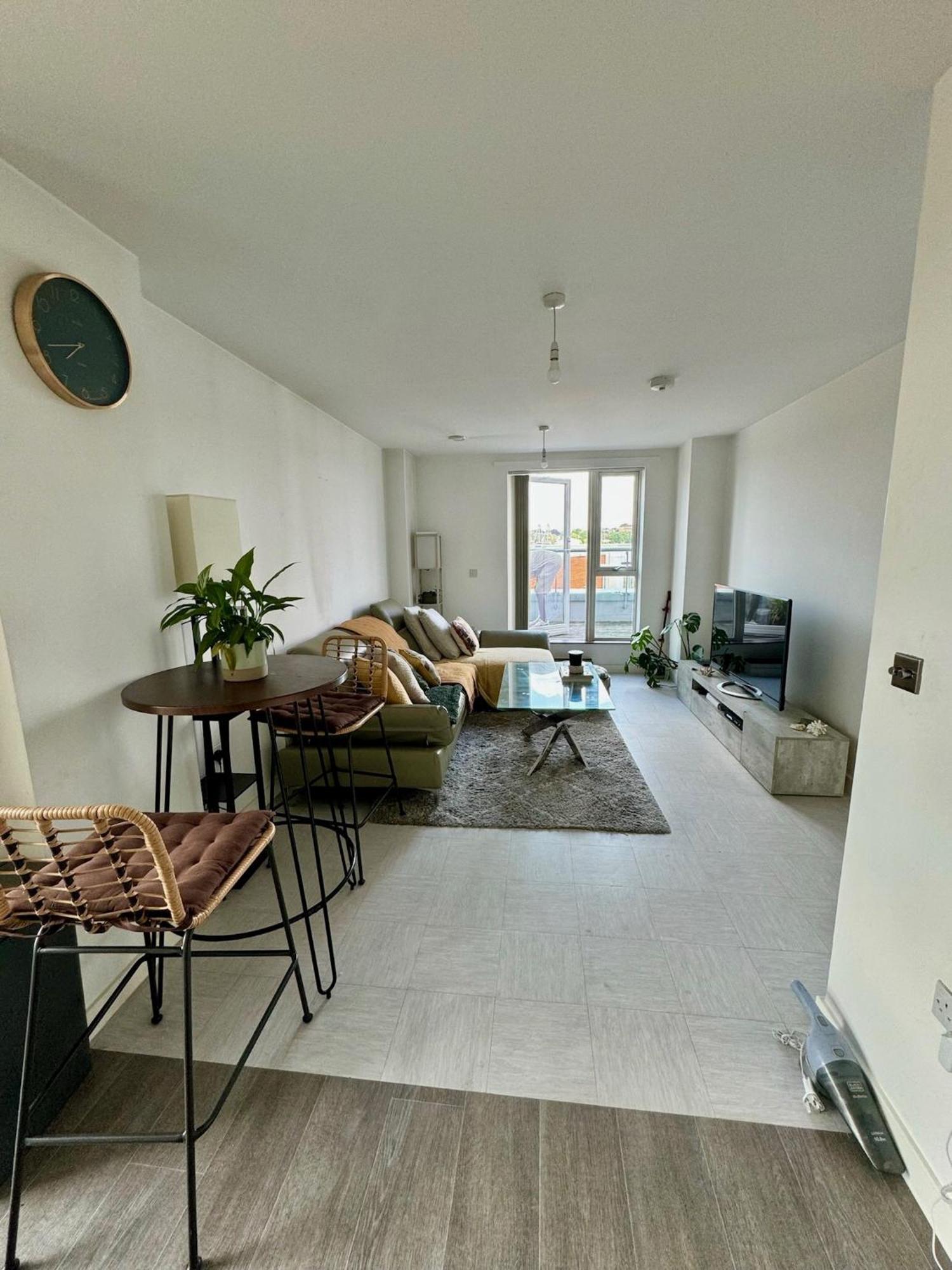 Brixtons Stylish Cove With Balcony Appartement