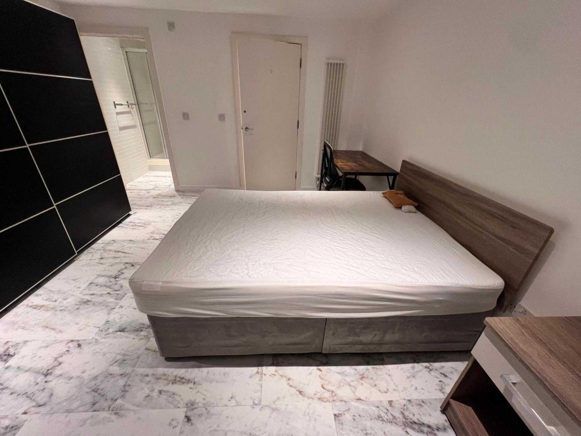 Deluxe Entire With 2x Bedrooms, 2x Bathrooms And A Big Living In The Olympic Park And Westfield At Stratford * Londres