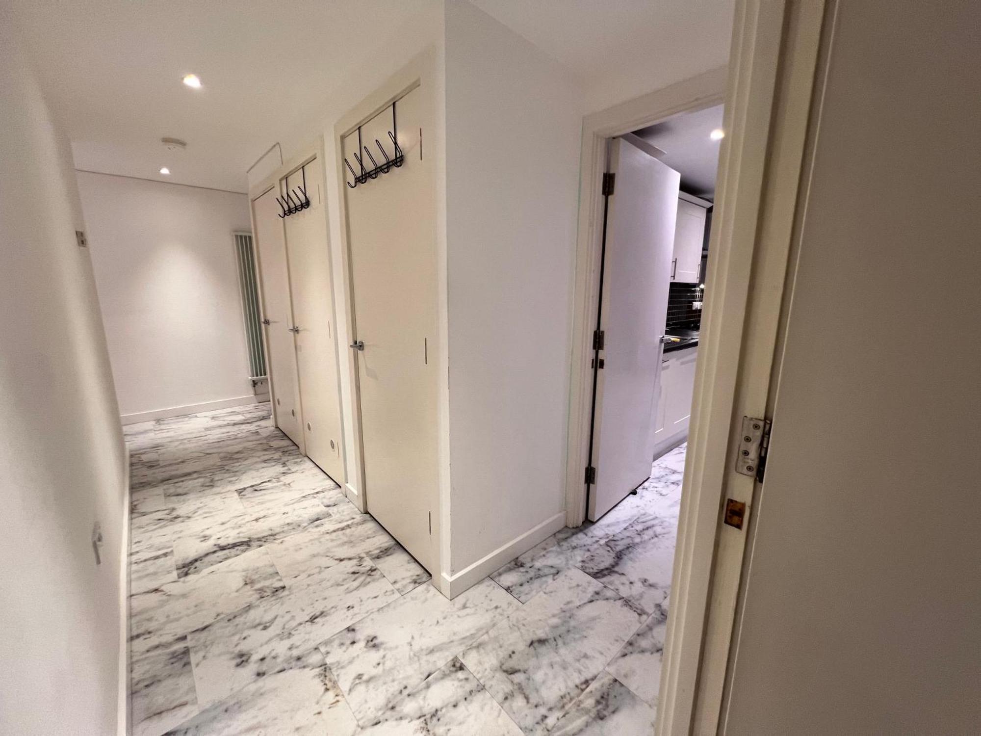 Deluxe Entire With 2x Bedrooms, 2x Bathrooms And A Big Living In The Olympic Park And Westfield At Stratford Appart hôtel