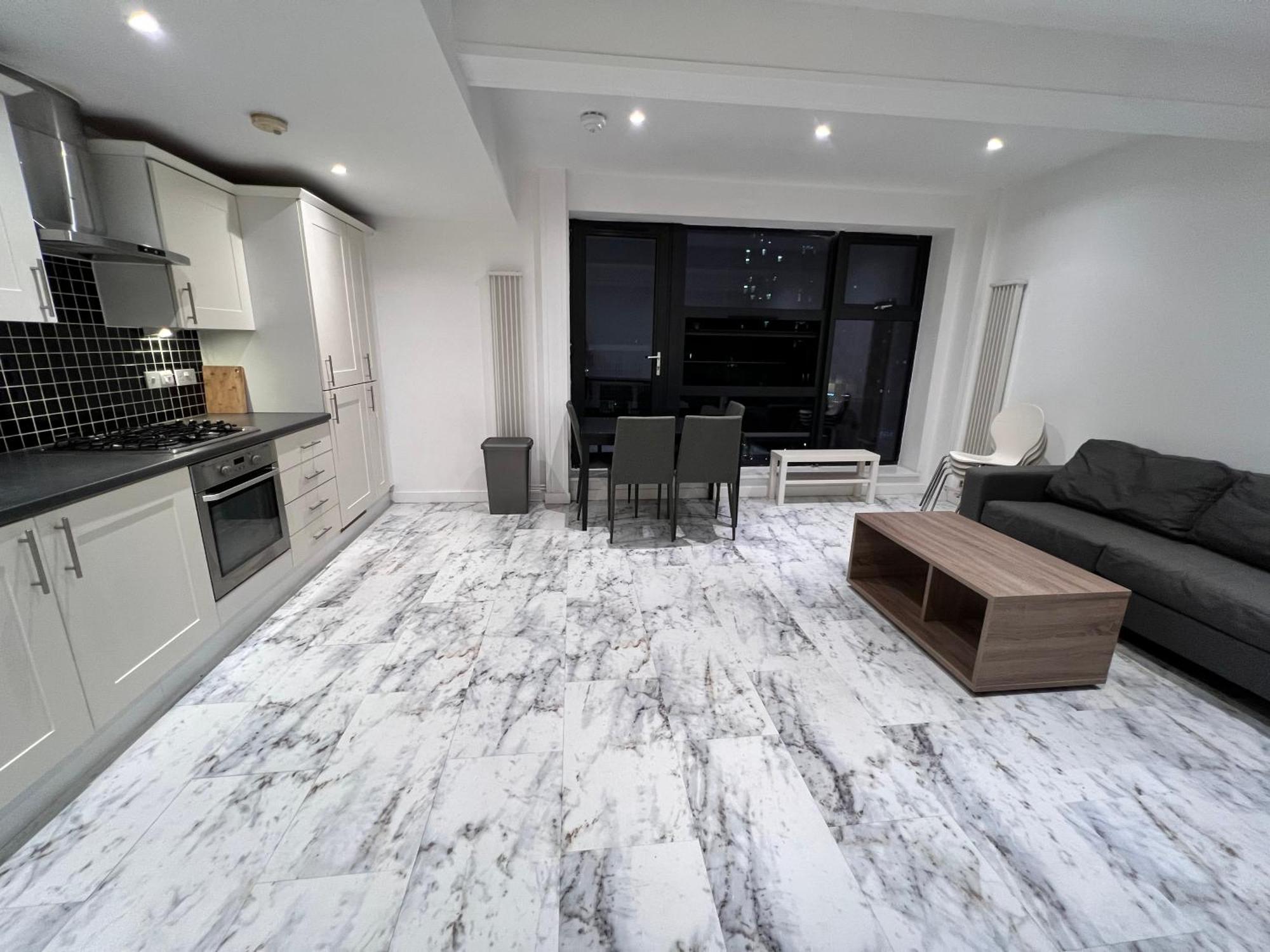 Deluxe Entire With 2x Bedrooms, 2x Bathrooms And A Big Living In The Olympic Park And Westfield At Stratford * Londres