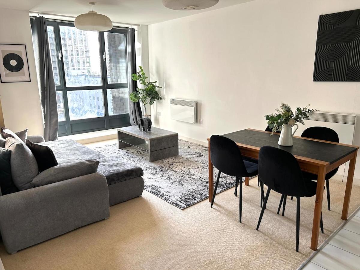 O2 & Excel Zone 2 Sleeps 6 * Londres