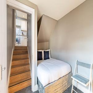 Clapham - 3 Bedroom Flat Apartment *