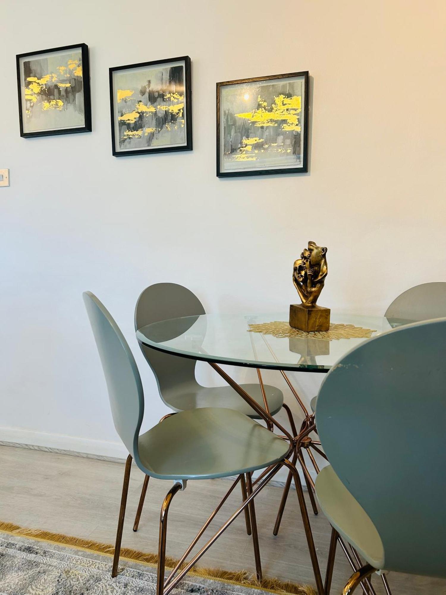 One Bedroom Flat In Chiswick W4 Appartement Londen