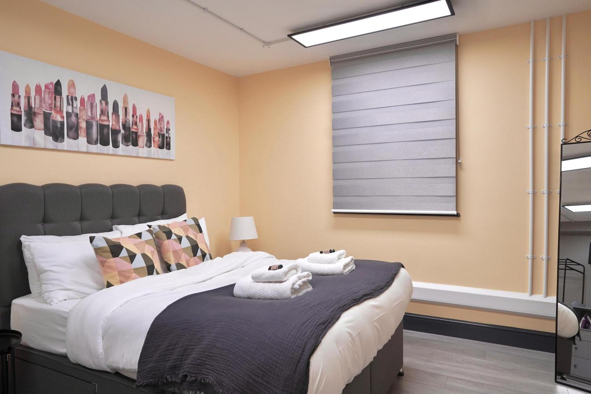Charming 1br Flats In The Heart Of Of *