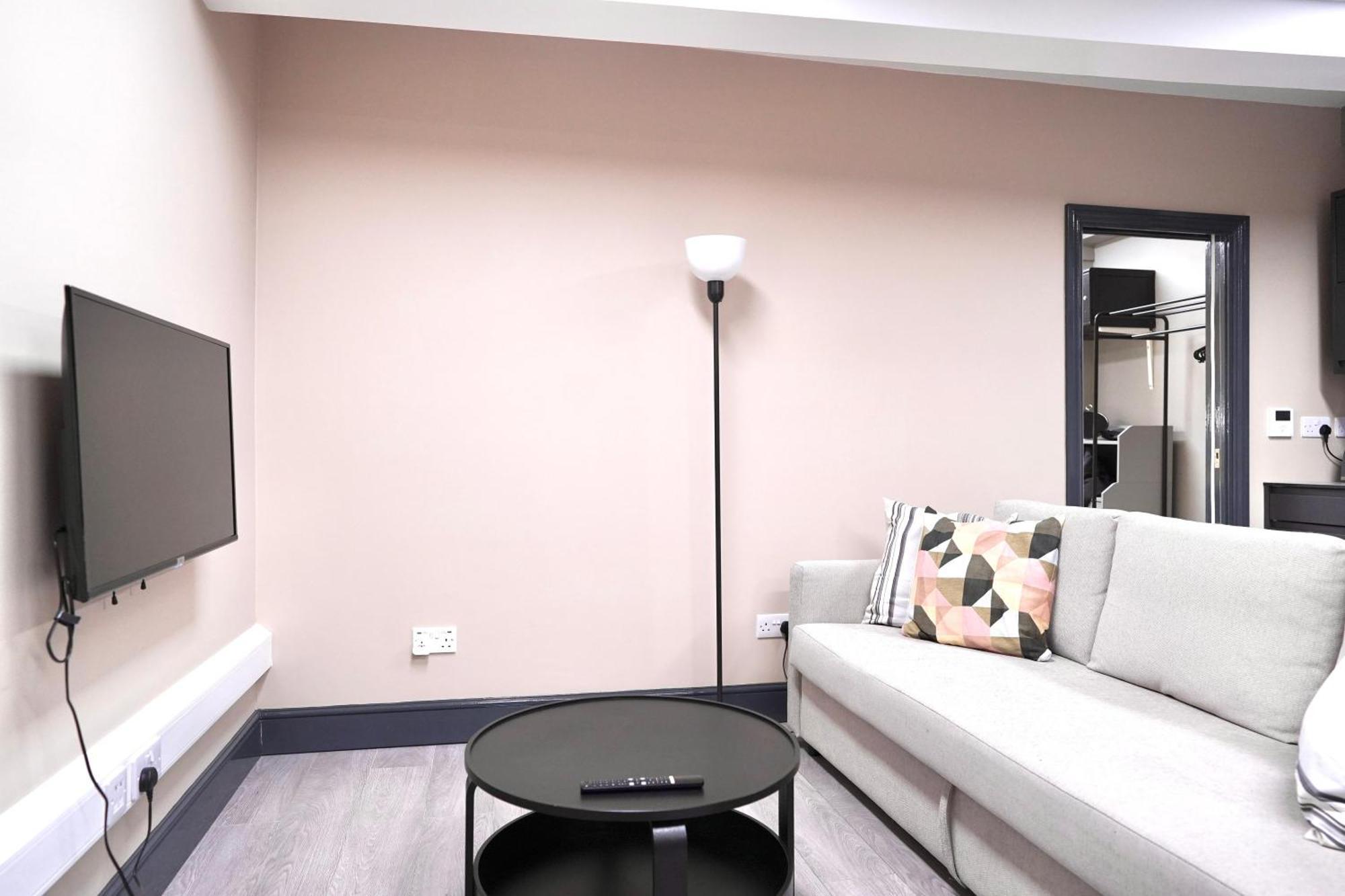 Apartamento Charming 1br Flats In The Heart Of Of *