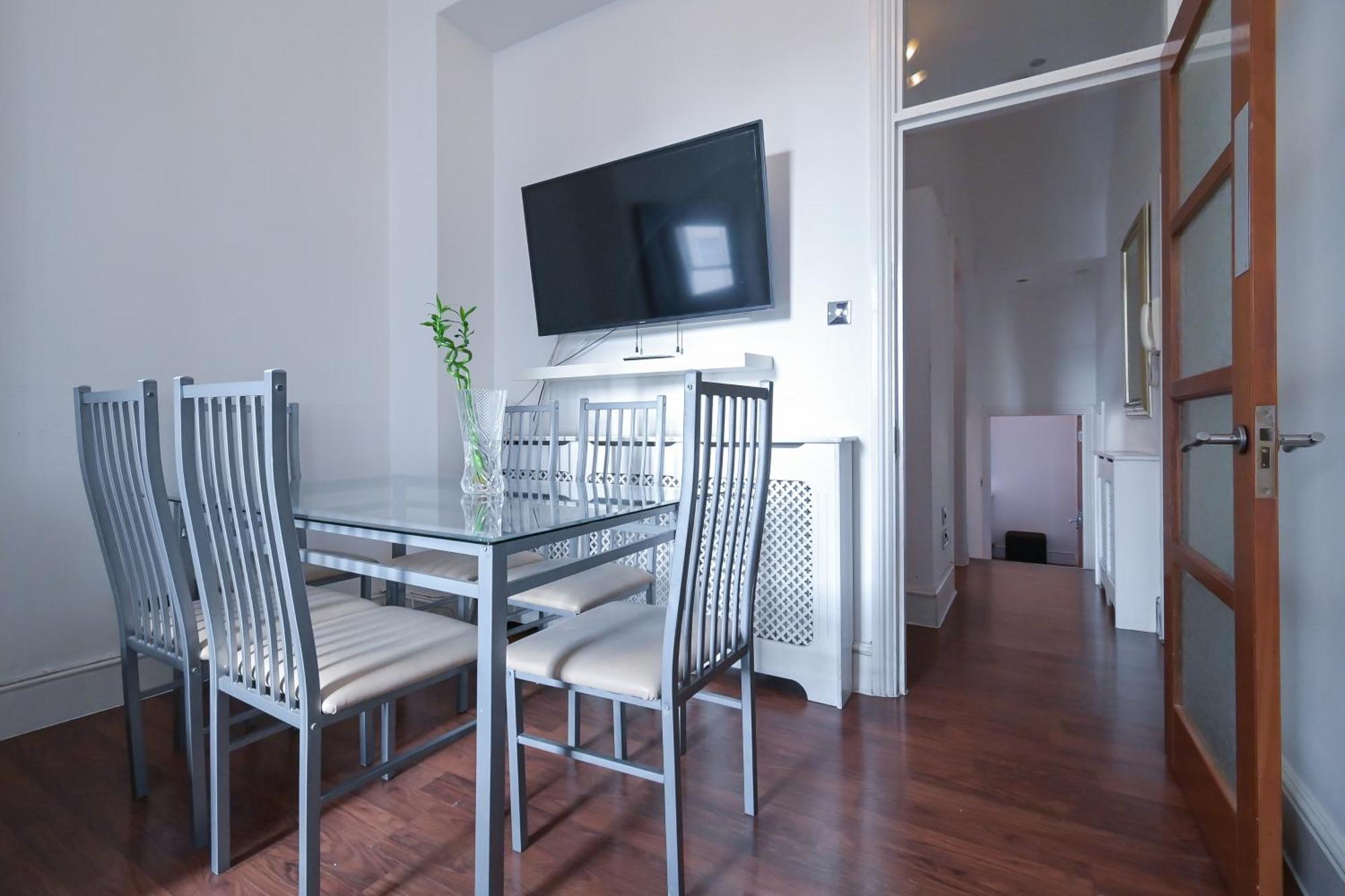 Pensión Queensway Hyde Park Flat By Dc *