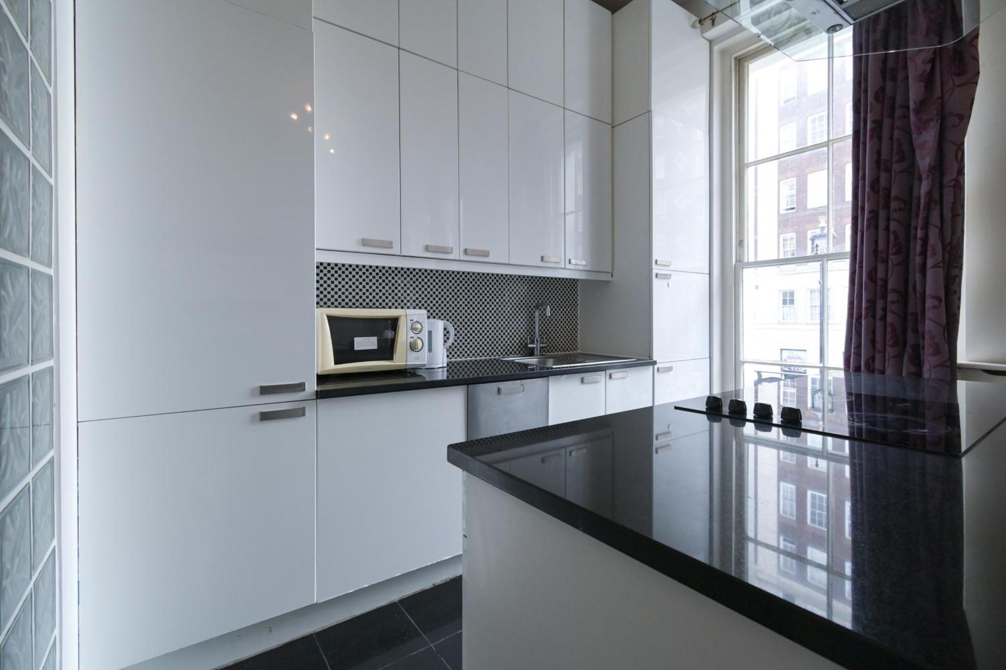 Queensway Hyde Park Flat By Dc Pensión Londres