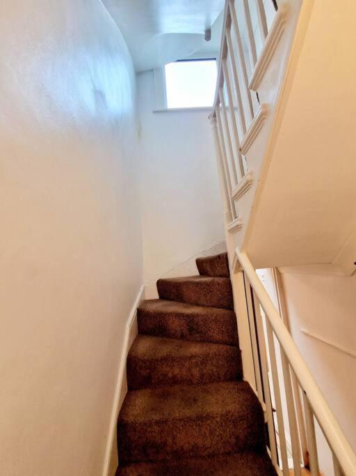 4 Bedroom, 3 Bathroom Private House In London, 3 Minutes Walk To Edgware Road Station * Londres