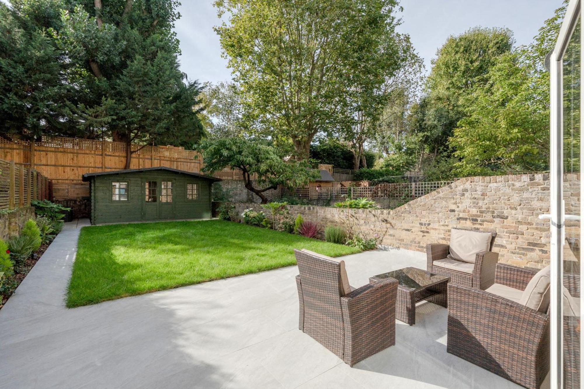 Maida Vale Gem By Little Venice With Stunning Garden Apartment London
