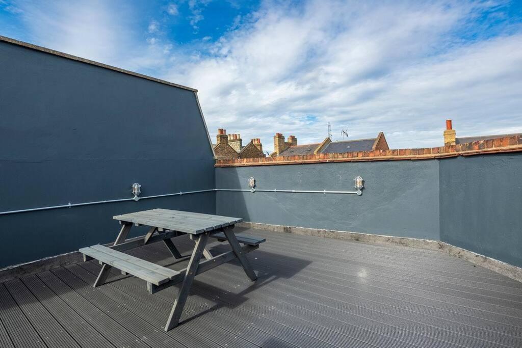 Vakantiehuis Spacious On Chapel Market Londen