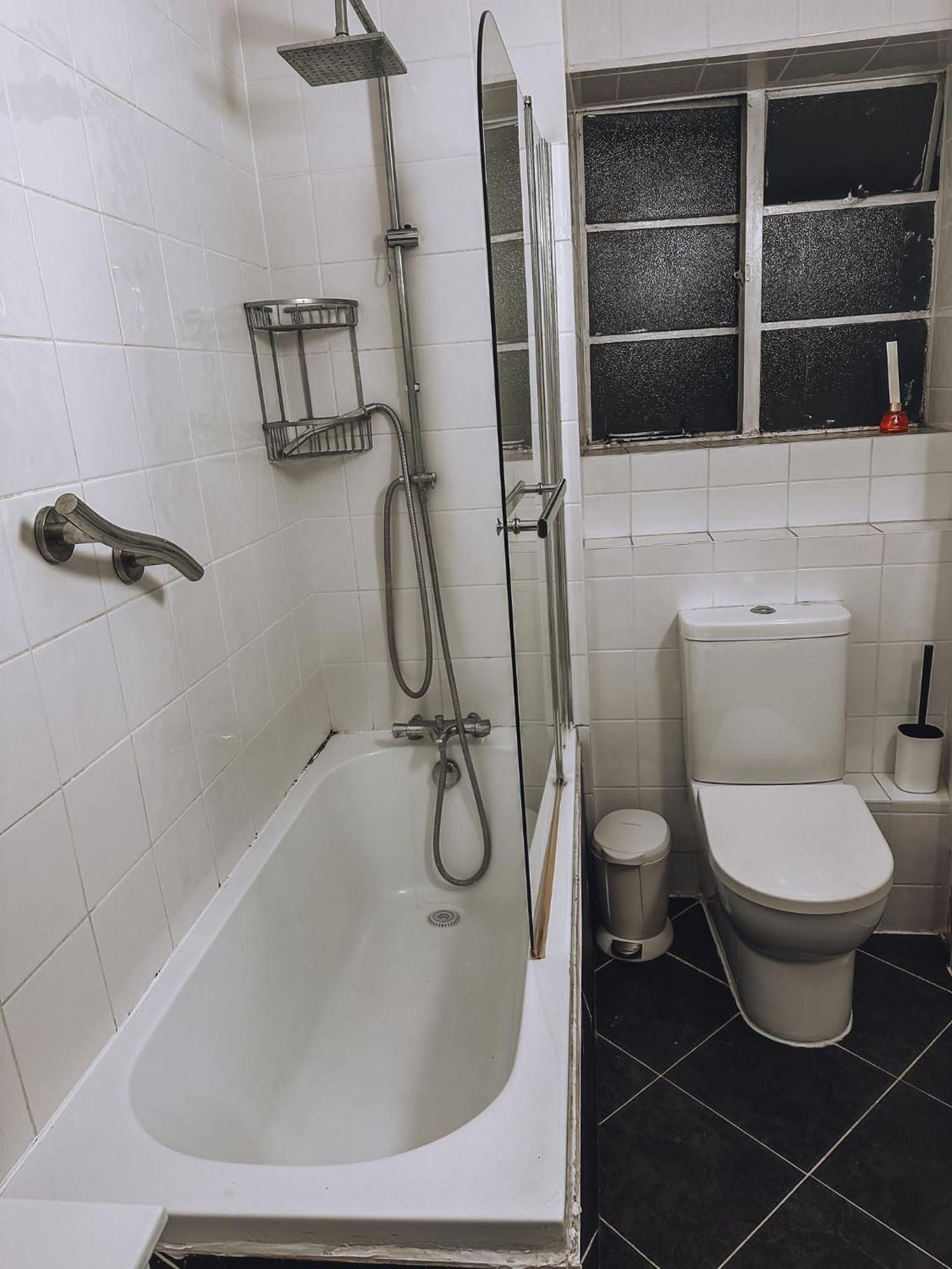 Apartment Cosy 2 Bedroom In Swiss Cottage. London