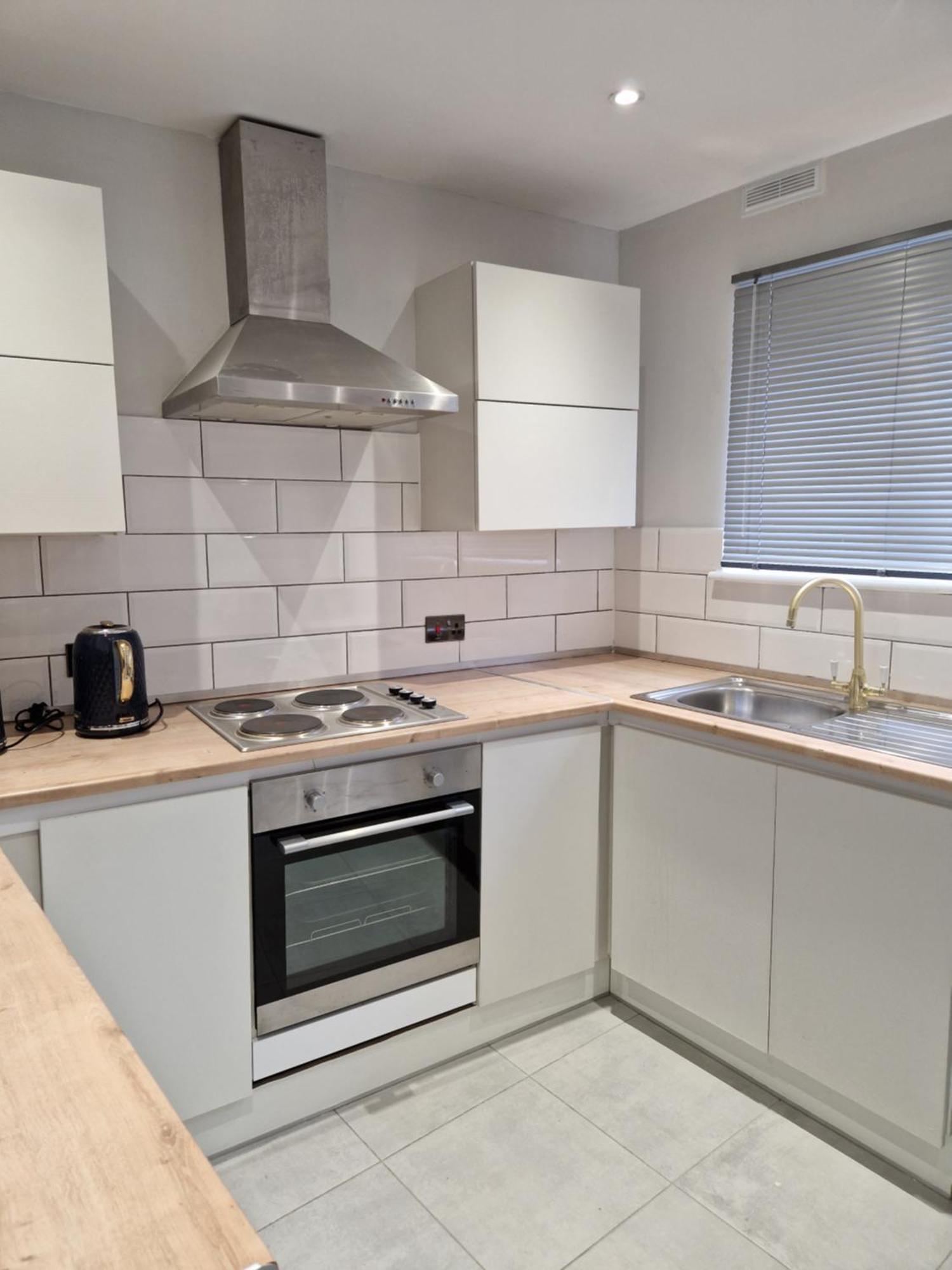 Stylish 2 Bed Home- Short Walk To Tottenham Stadium/stations Casa de Férias