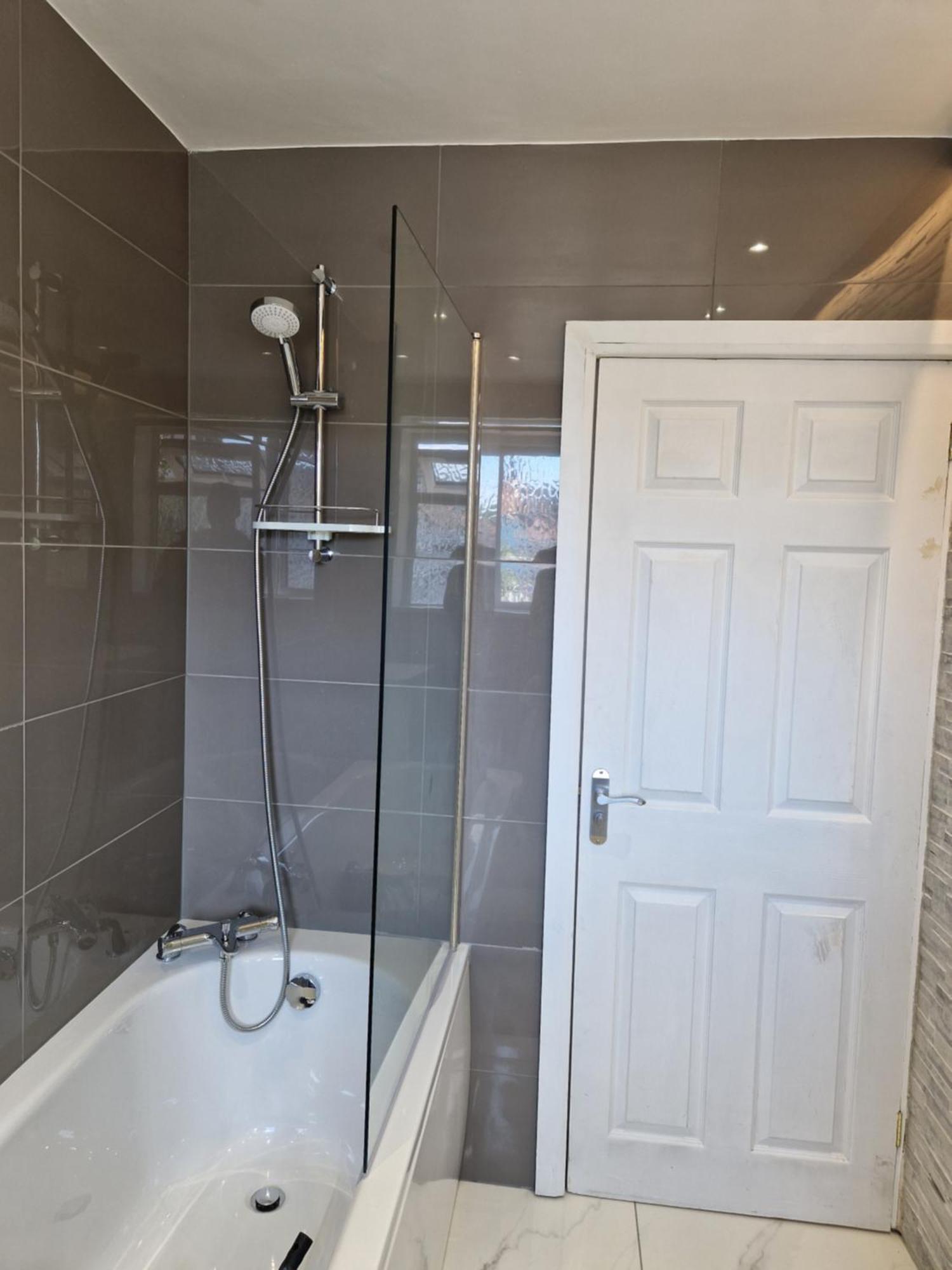 Stylish 2 Bed Home- Short Walk To Tottenham Stadium/stations Londres