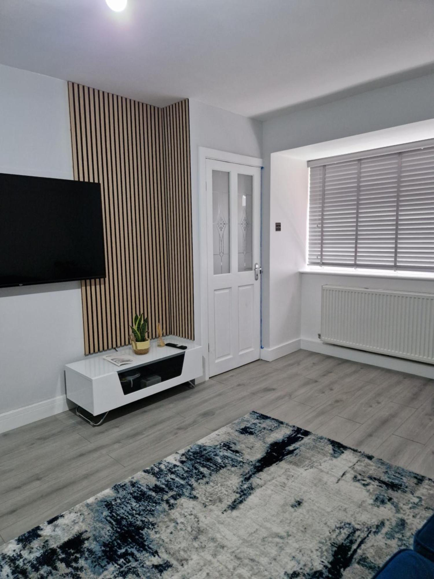 Casa de Férias Stylish 2 Bed Home- Short Walk To Tottenham Stadium/stations
