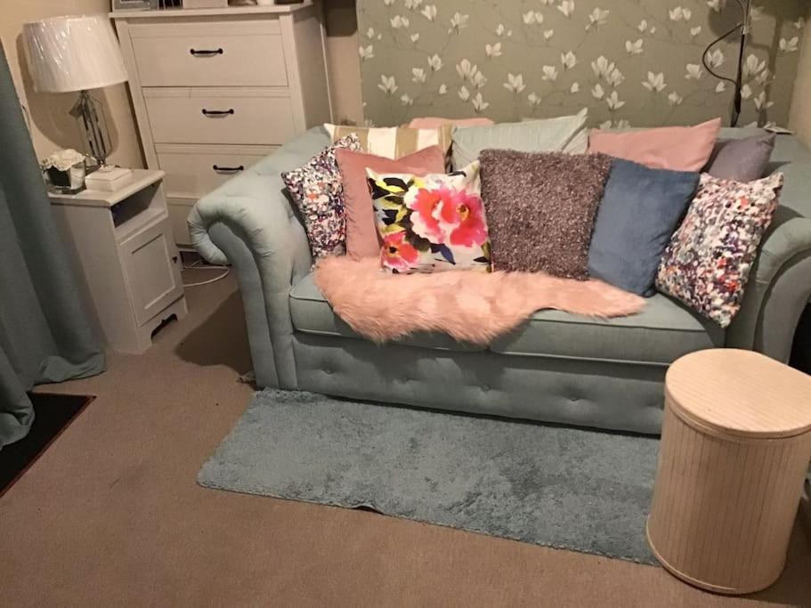 1 Bed Flat Near Londres
