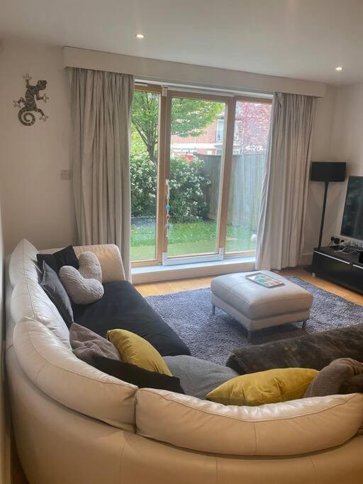 Lovely And Spacious Wimbledon Flat Apartamento *