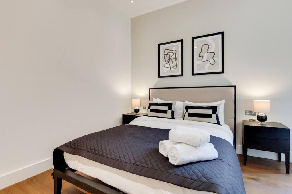 8 Borough - Modern & Elegant 2-bed, 2-bath Apartamento *