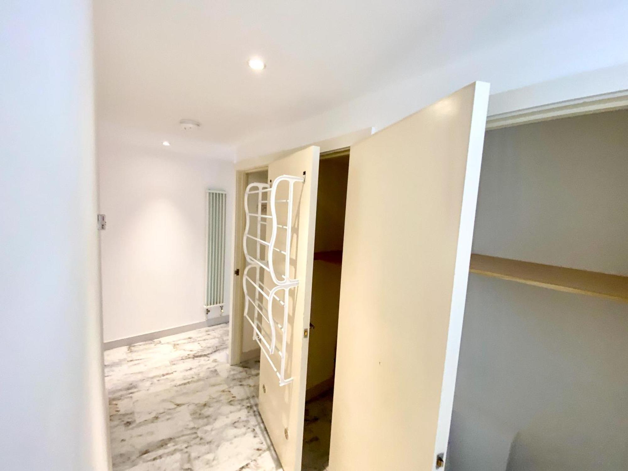 Appart hôtel Deluxe Entire With 2x Bedrooms, 2x Bathrooms And A Big Living In The Olympic Park And Westfield At Stratford Londres