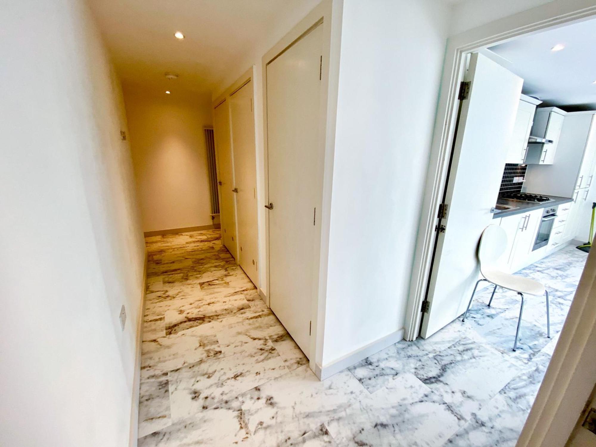 Deluxe Entire With 2x Bedrooms, 2x Bathrooms And A Big Living In The Olympic Park And Westfield At Stratford Appart hôtel Londres