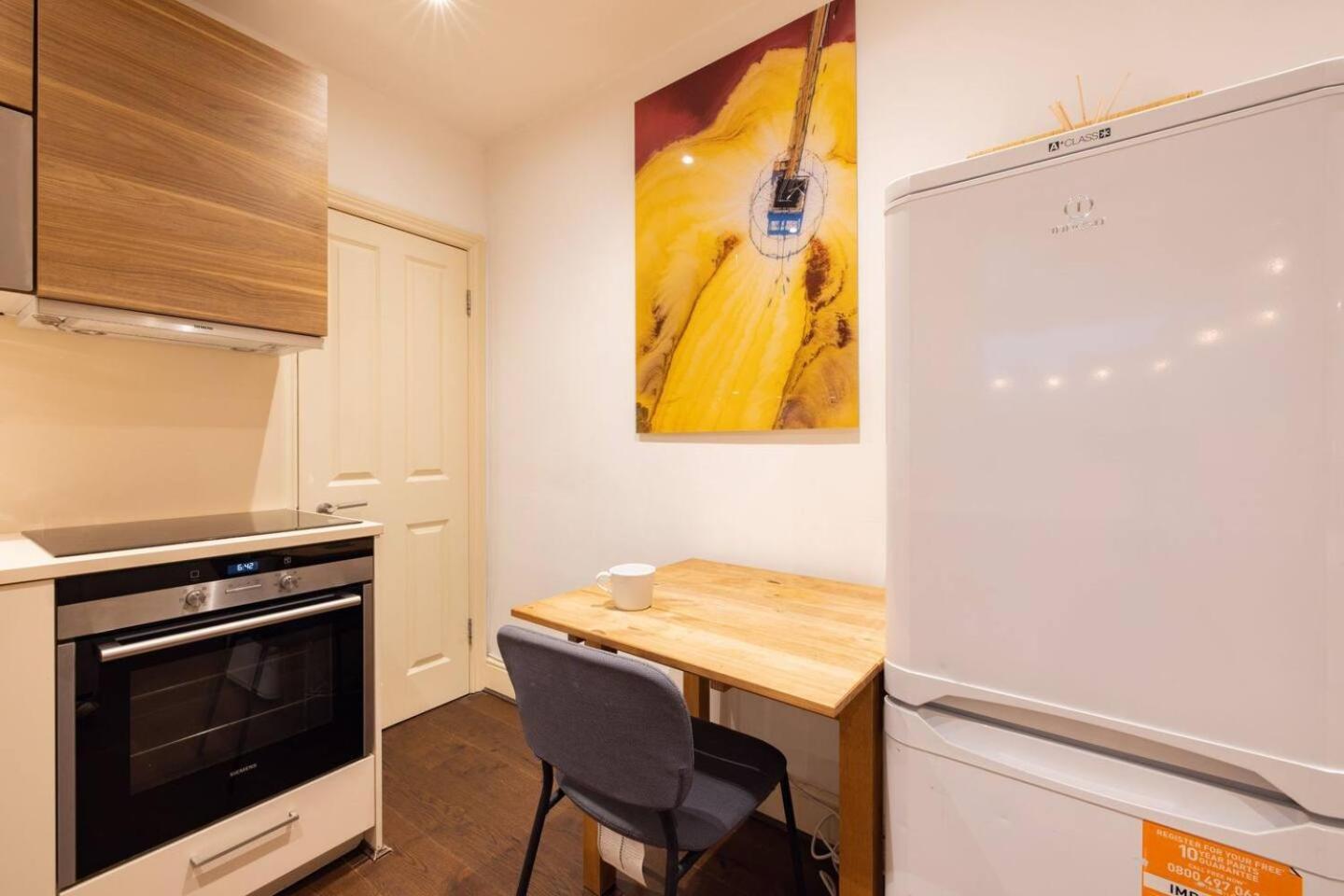 Niru Experience Hidden Gem In Chelsea 2bd 2ba Apartment *