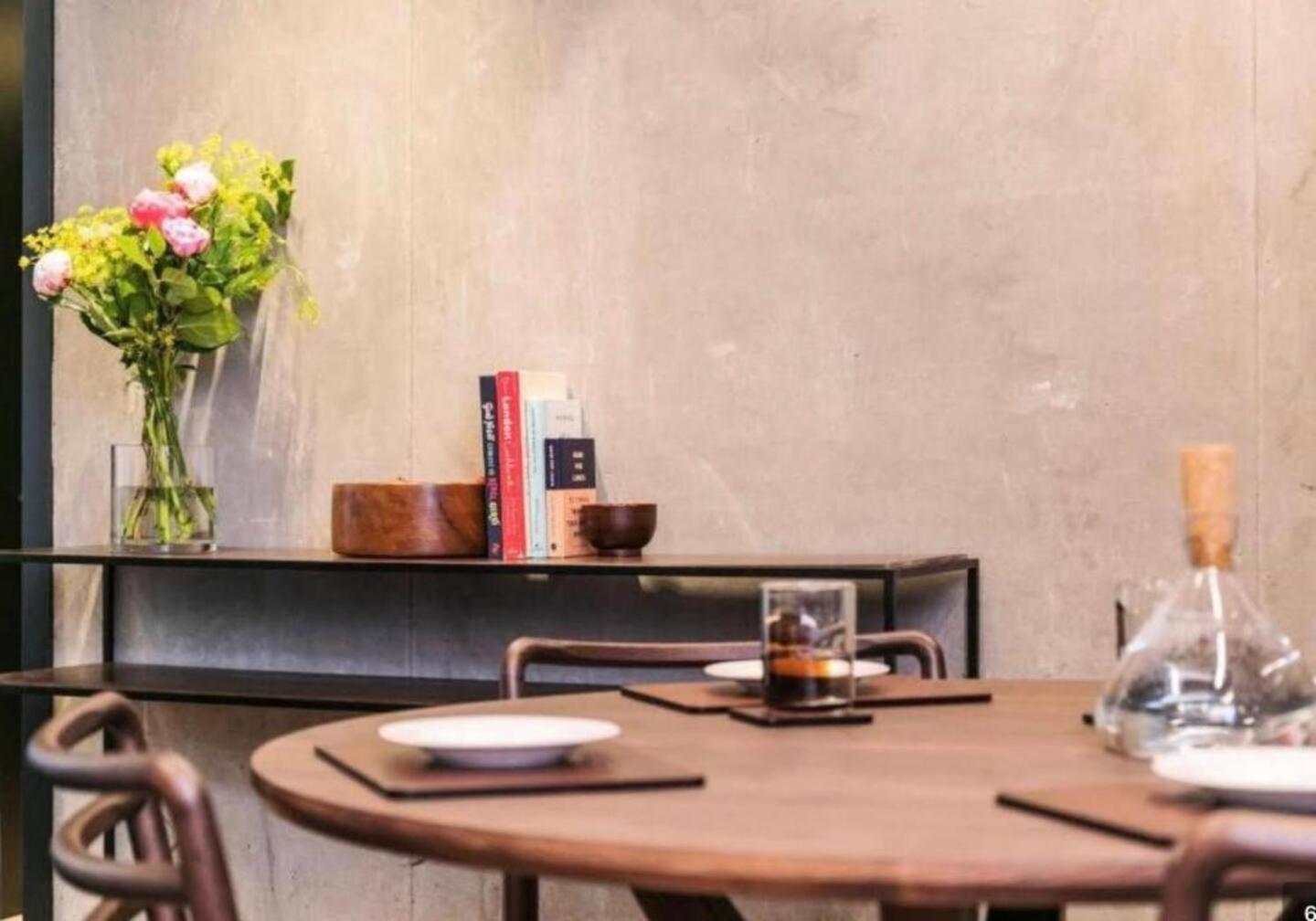 Niru Experience Hidden Gem In Chelsea 2bd 2ba *