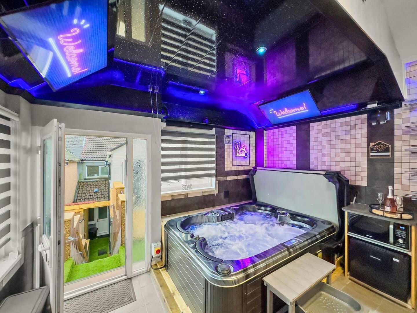 Special Spa-partment Whot Tub,sauna,lounge-maerdy Appartement