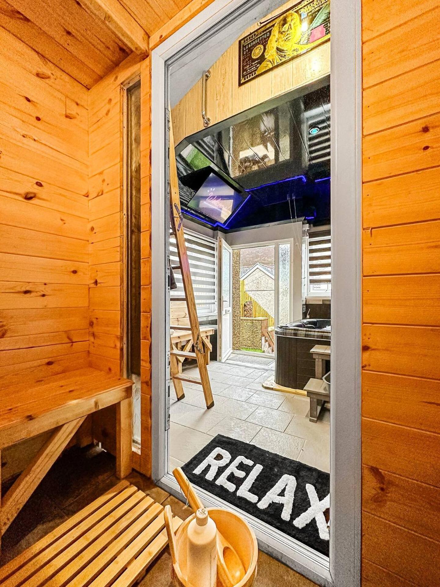 Appartement Special Spa-partment Whot Tub,sauna,lounge-maerdy Londres