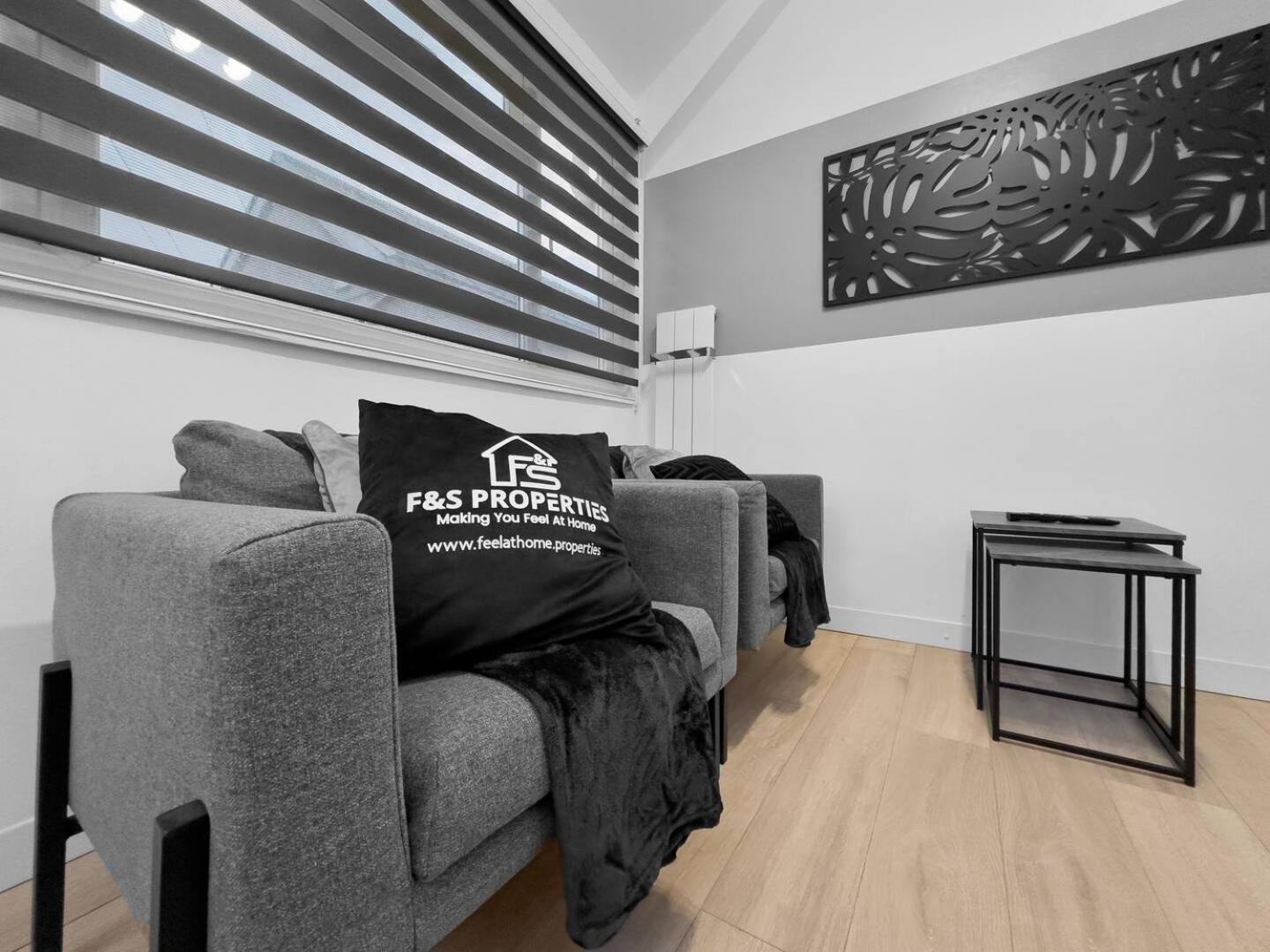 Special Spa-partment Whot Tub,sauna,lounge-maerdy