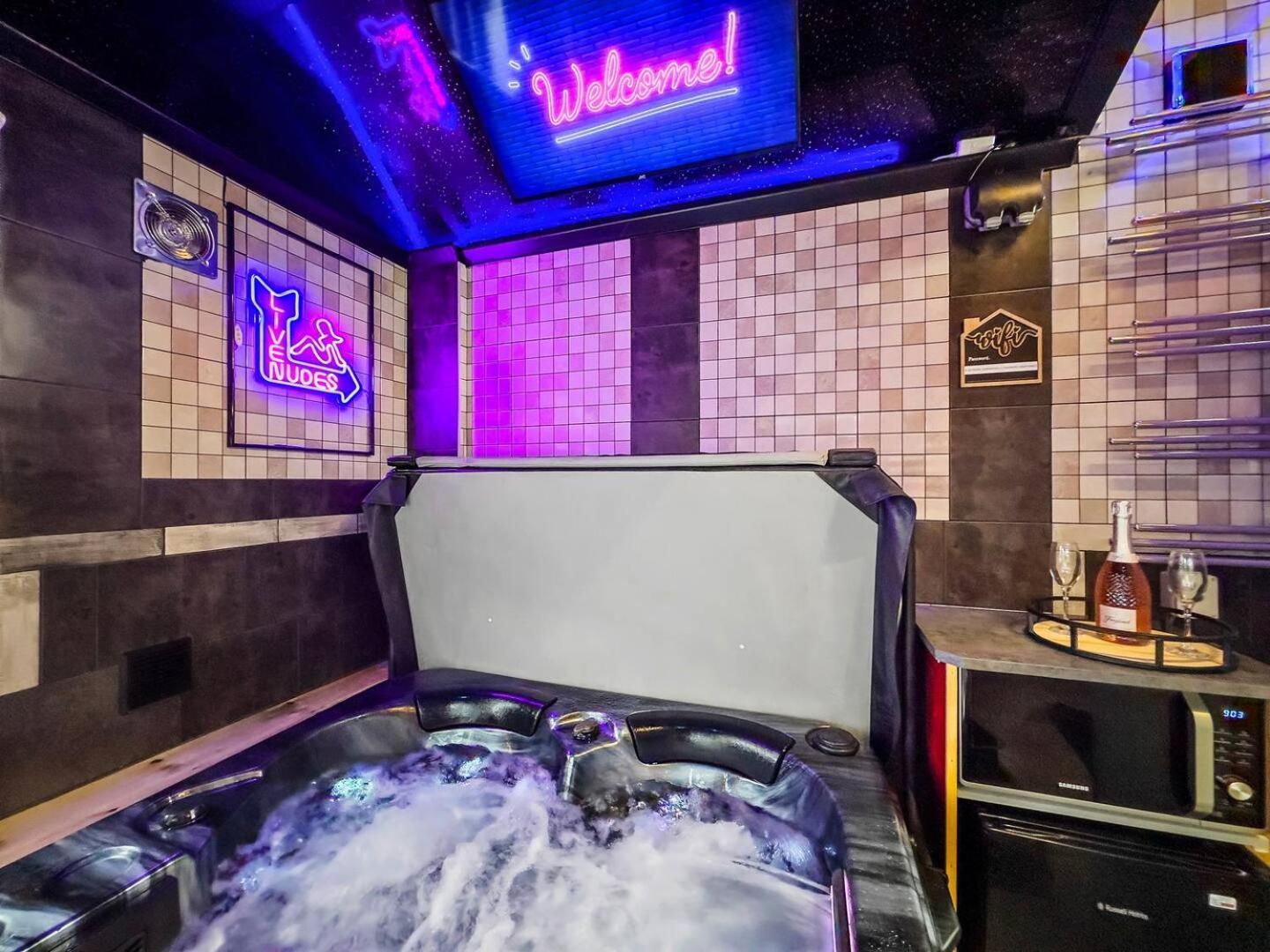 Special Spa-partment Whot Tub,sauna,lounge-maerdy