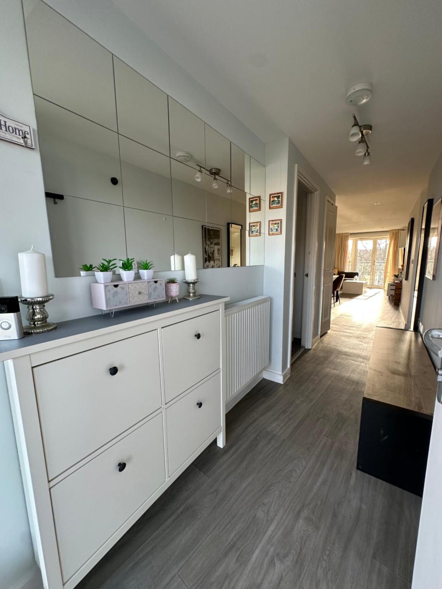 Lovely 2-bed In Appartement Londres