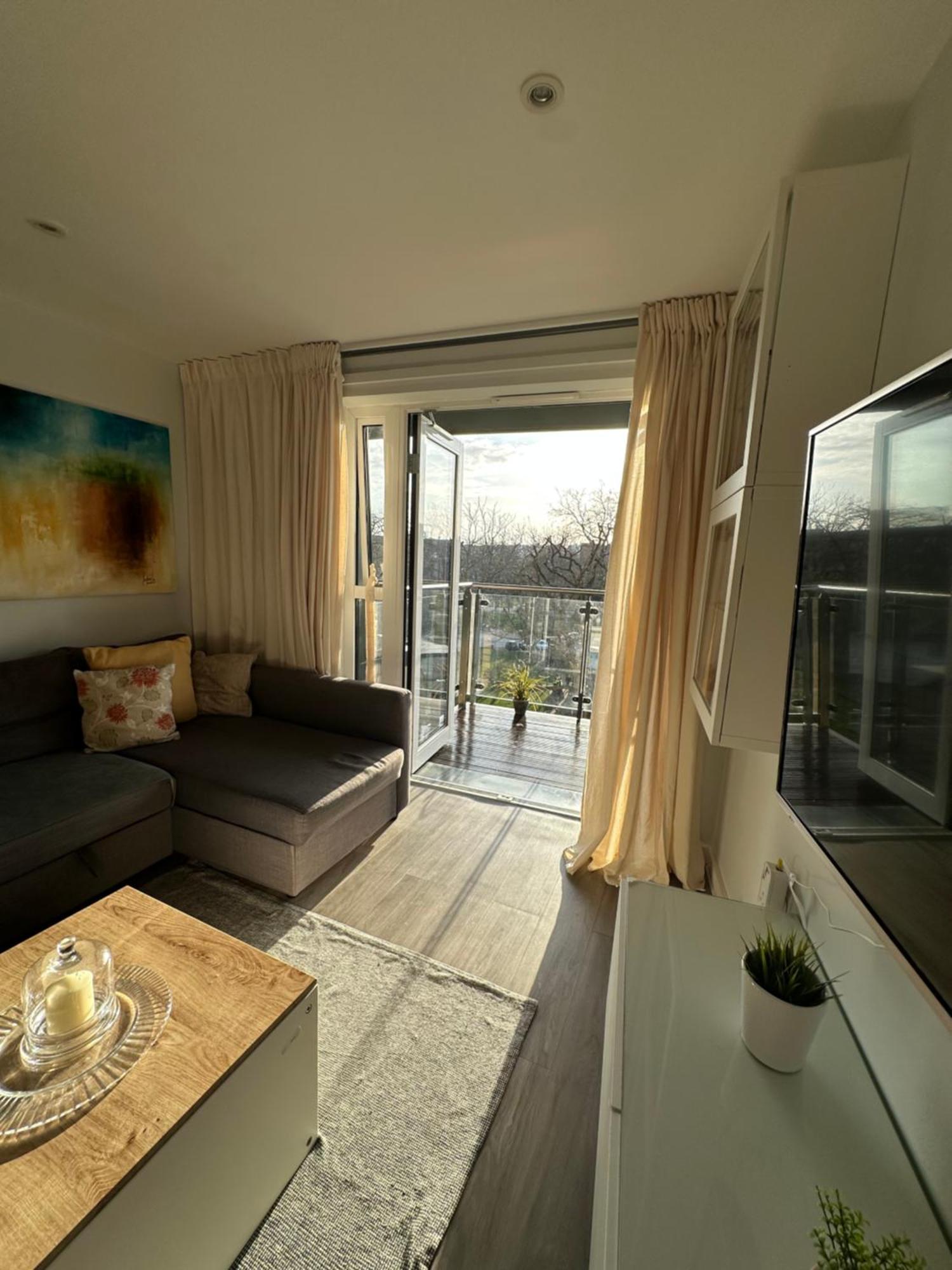 Lovely 2-bed In Londres